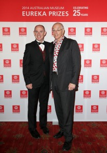 Federal MP Stuart Robert and Dr. Karl Kruszelnicki on the red carpet. (Mark Metcalfe/Getty Images)