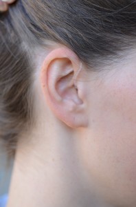 Sarah Bellhouse wearing an Australia Hears hearing aid