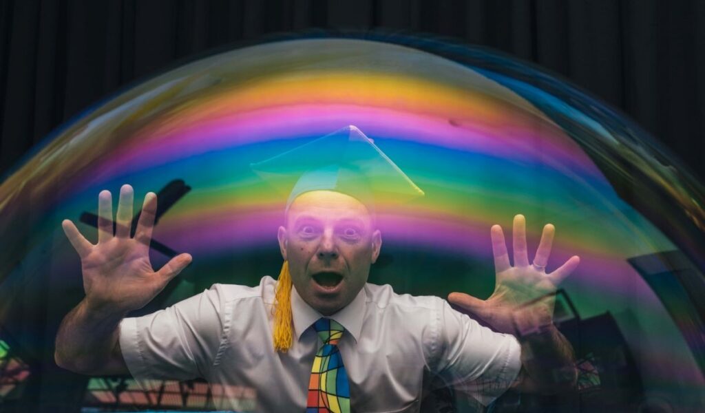 VR meets rugby sports psychology. Real CSI jobs. Quantum careers. Snake milking. And a giant wooly gut.