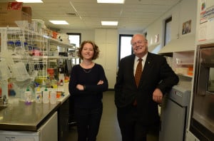 Dr Kathryn Davidson and Dr Graeme Blackman in the laboratory Dr Kathryn Davidson and Dr Graeme Blackman in the laboratory